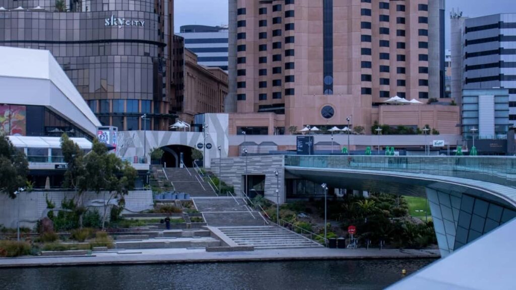 : Xiaohongshu .